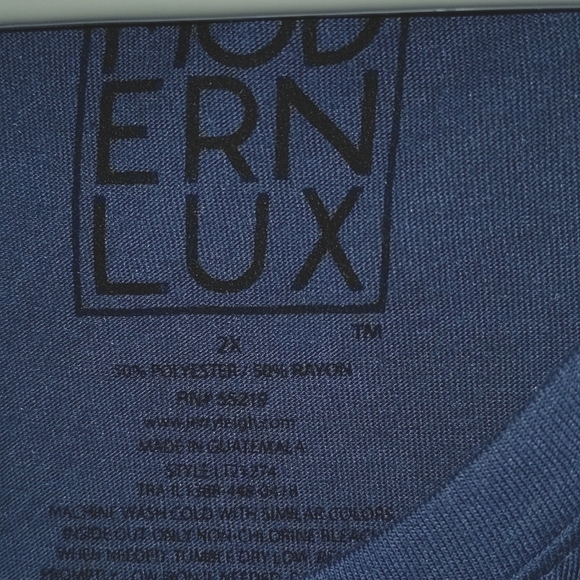 ❤️ Aquarius Blue Razorback tank 2X - Picture 4 of 6